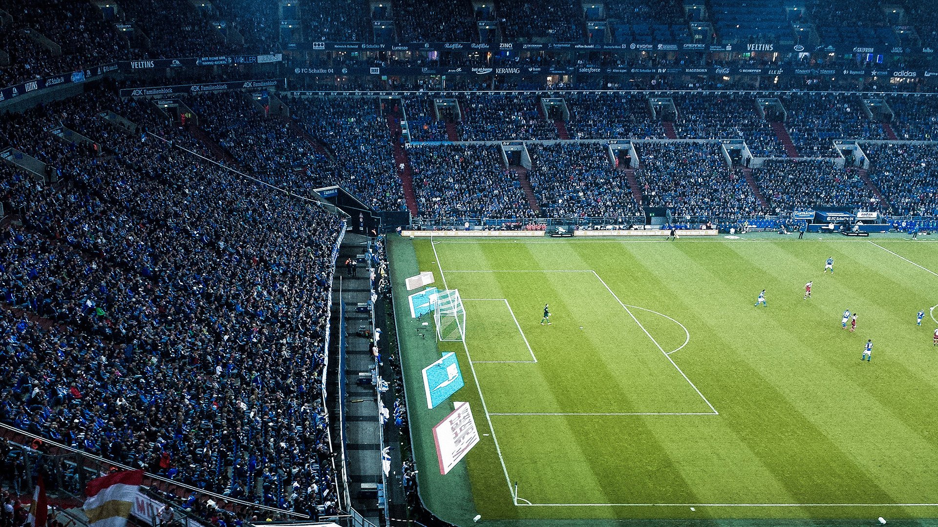 爱游戏娱乐平台-季后赛激情：每一场都令人热血沸腾的对决，季后赛百度百科