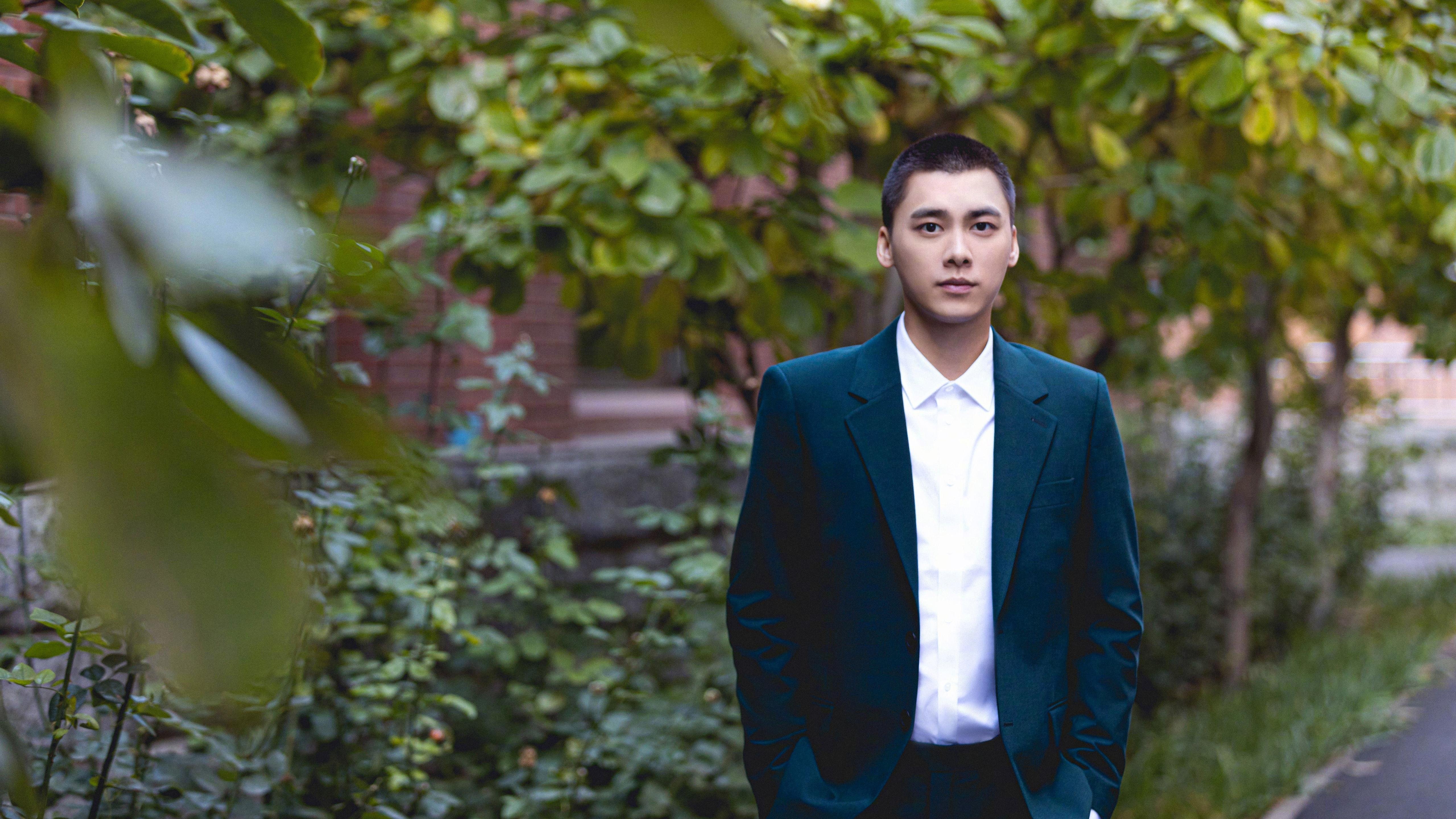 赛场虚拟现实体验：车迷的沉浸式冒险，虚拟仿真赛道