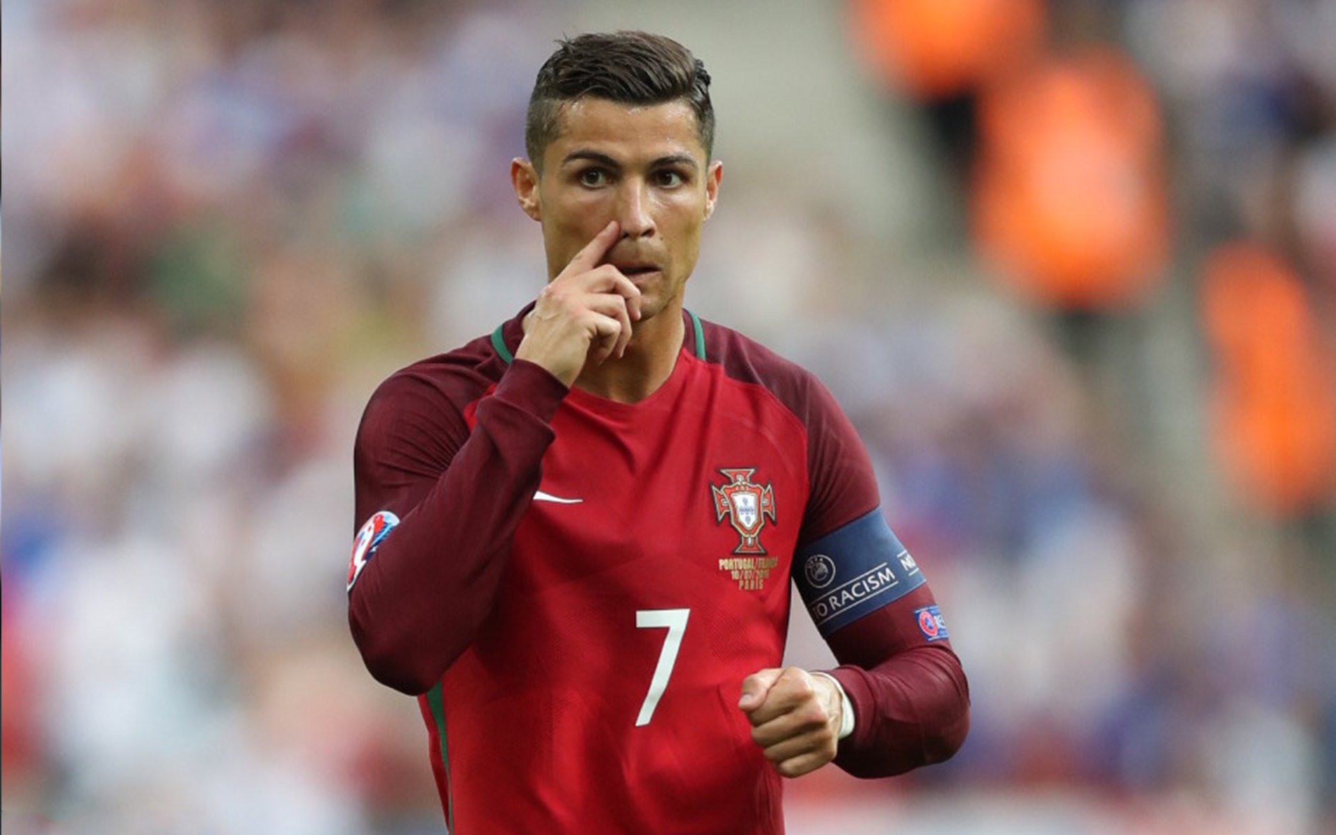 凯蒂·莱德基稳健掌控比赛节奏,凯蒂芬得莱