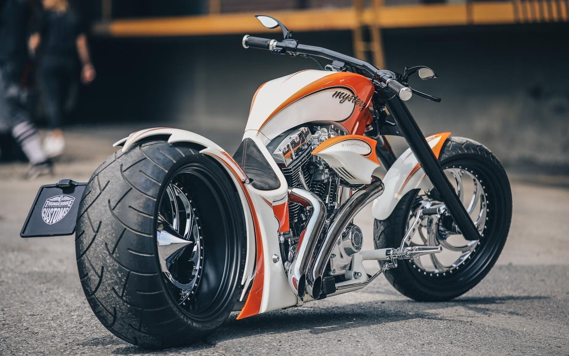 托里·哈斯克赛场风采尽显未来潜力，拖哈里斯