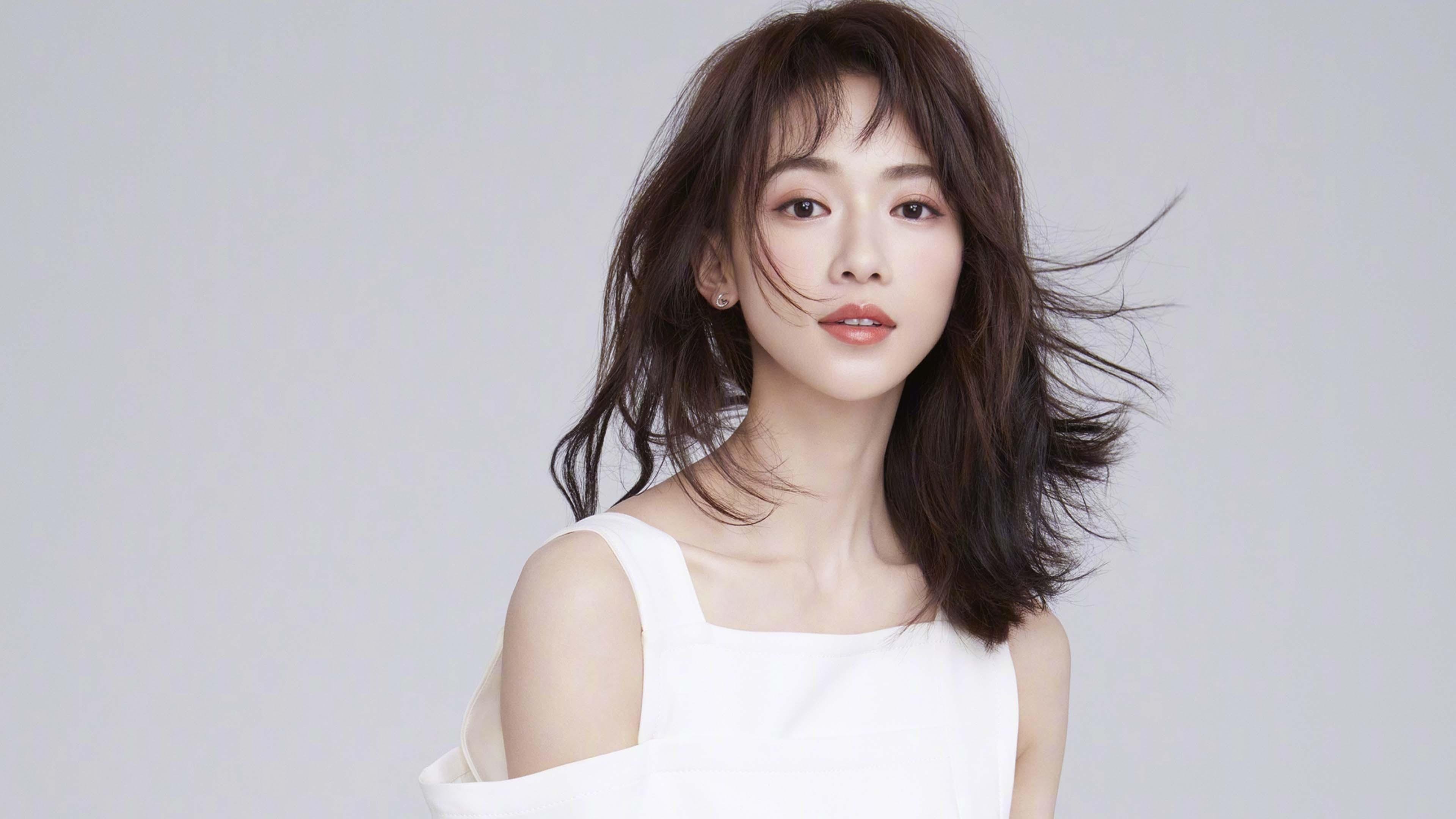 水球强碰对手希腊打出血性表现,水球比赛打架视频