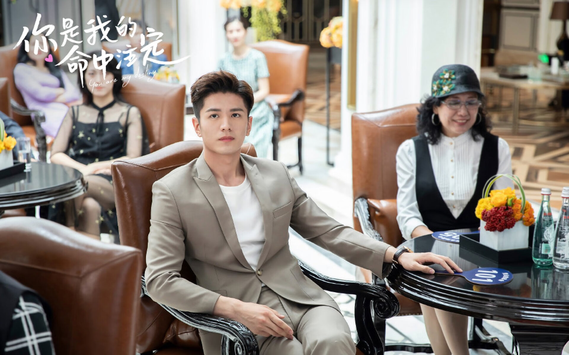 爱游戏体育平台-法甲少年崛起：新秀闪耀未来！